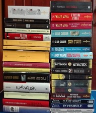 Lotto Blocco 32 libri AVVENTURA THRILLER Follett Cornwell Wilbur Smith Clancy