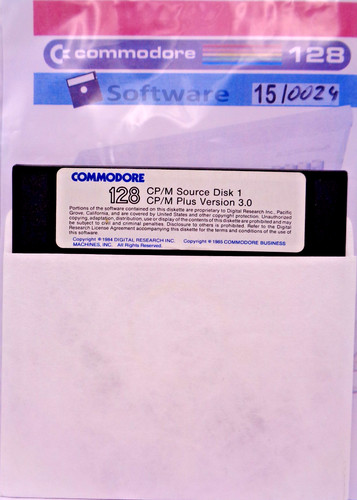 Commodore 128 disco - 128,