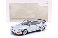 Porsche 911 (964) Turbo 3.6 anno 1990 argento polare 1:18 Solido