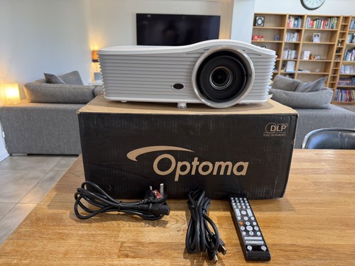 Optoma wu615 500 - wu615, lumen
