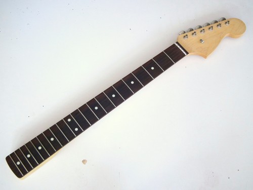 Allparts lic fender - lic.,
