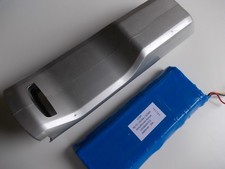 Batteria 11S4P 40,7V 10,4Ah