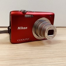Nikon Coolpix S2600 Fotocamera Digitale Macchina Fotografica 14MP 5X | 8GB