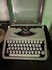 VINTAGE MACCHINA DA SCRIVERE