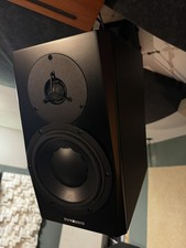 Dynaudio LYD 7 Monitor Studio Altoparlanti Attivi Nero Coppia con Montaggio Ufficiale a Soffitto