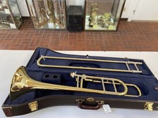 Trombone attacco F Bach 42BO scatola aperta come nuovo, avvolgimento aperto; con custodia, boccaglio