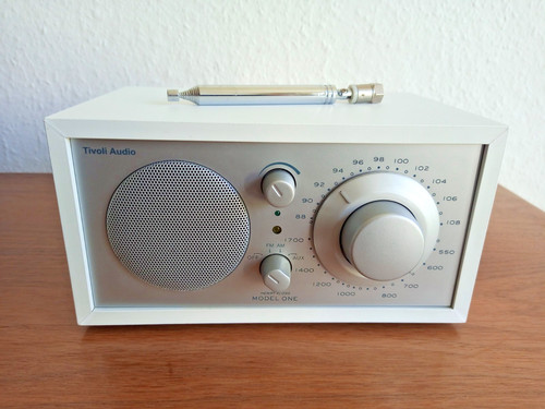 Tivoli audio model one - one, radio