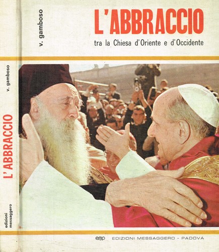Abbraccio tra la chiesa - l'abbraccio.,