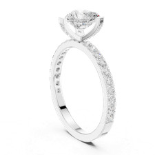 Anello infinito con diamanti