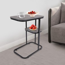 Tavolino a forma di C