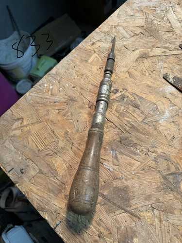 Cacciavite attrezzo antico - cacciavite,