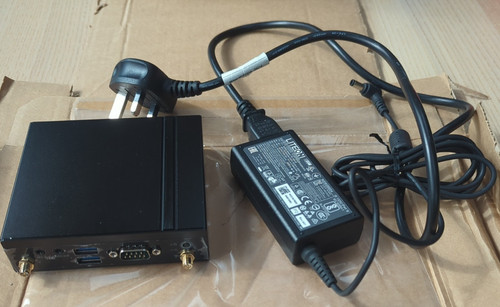 Giada vm23 base mini - mini, pc