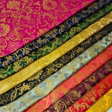 Abito materiale broccato