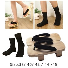 Zoccoli giapponesi in legno