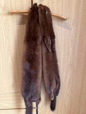 Coppia Di Visoni Bruni Interi Selvaggi Agganciati Vintage Pelliccia Visone