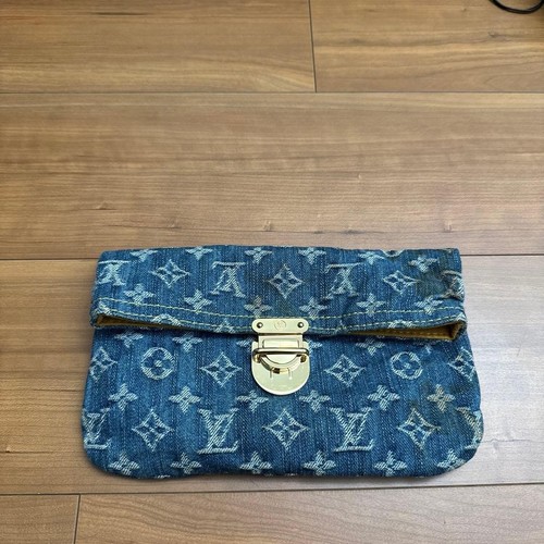 Louis vuitton pochette - vuitton, plat
