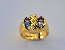 Anello Vintage  In Oro 18 Kt A Forma Di  Farfalla Con Zaffiri Multicolor