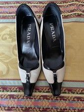 PRADA DÉCOLLETÉ SCARPE CON