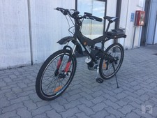 MOUNTAIN BIKE ELETTRICA BASE