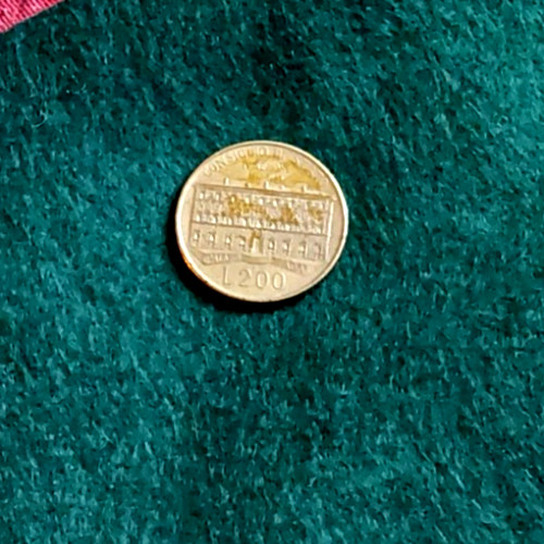 Lire 200 emissione