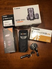 Full kit fotografia di base, Canon 1200d con 3 obiettivi, flash e batterie.