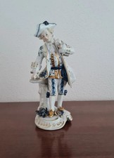 Statua in porcellana