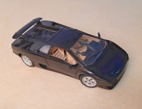 Modellino burago lamborghini - burago,