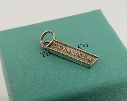 Ciondolo tiffany argento - &,