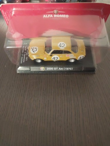 Die cast alfa romeo 2000 - cast,