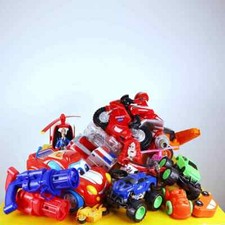 lotto di giocattoli misti per