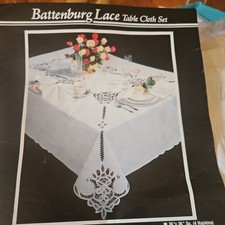 Tovaglia in pizzo Battenburg bianca 68 x 86 ovale con tovaglioli nuova vecchio stock
