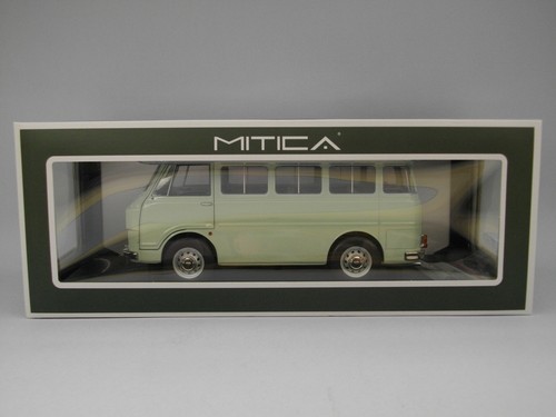 Alfa romeo minibus - romeo,