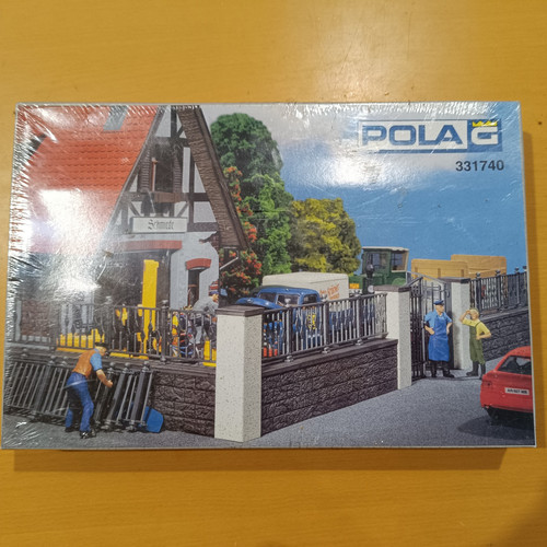 Recinzione muro pola - pola, g