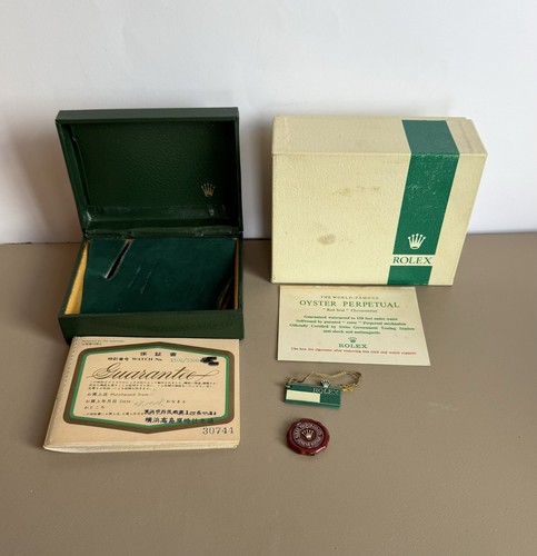 Rolex oyster perpetual date - perpetual,
