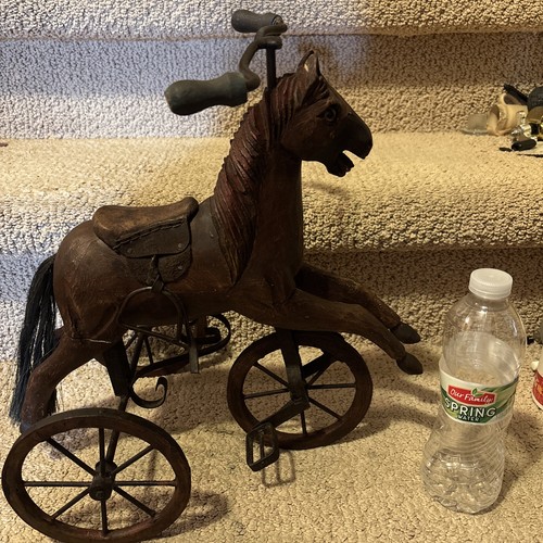 Antico triciclo cavallo - triciclo, legno