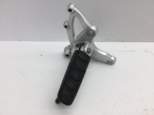 PEDANA POGGIAPIEDE ANTERIORE