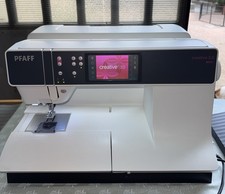 Macchina da cucire/ricamare PFAFF CREATIVE 3.0