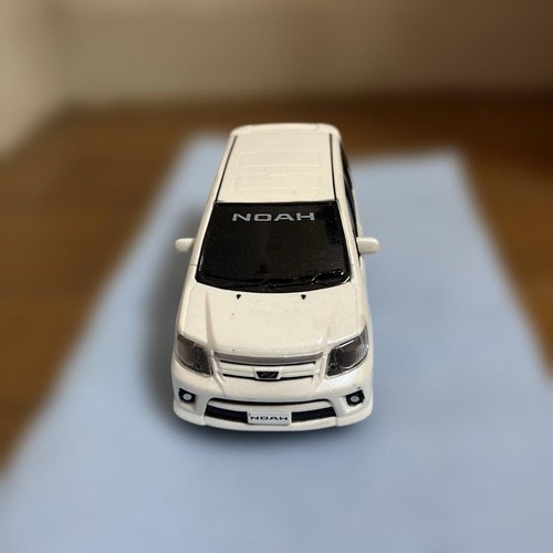 Noah minivan bianco - noah,