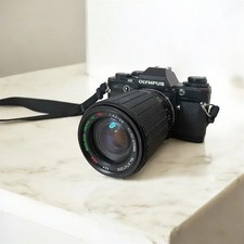 Fotocamera Analogica Olympus OM-10 Con Obiettivo Maginon f70-120mm Reflex 35mm