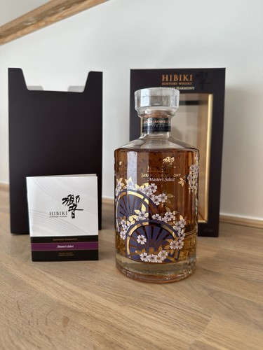 Hibiki suntory harmony - hibiki,