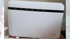 MODEM ROUTER HOME & LIFE HUB