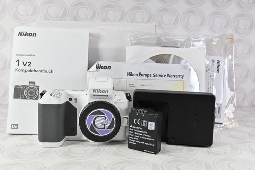 Nikon case bianco con - 1, v2