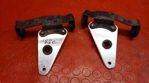Coppia supporto freccia fanale - freccia,