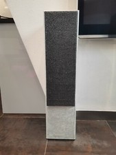 casse acustiche da pavimento