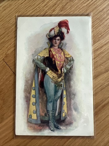 Cartolina bella donna costume