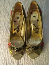 Scarpe con tacco Naughty