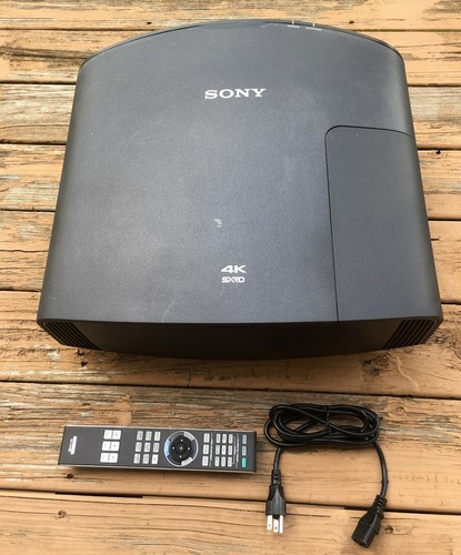 Proiettore home theater sony - home,