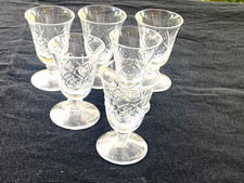 6 Anciens Verres à Liqueur en