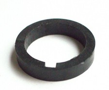 Distanziale piccolo e grande