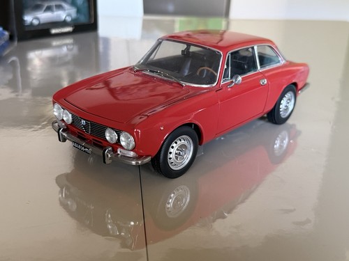 Norev alfa romeo giulia - 1:18,